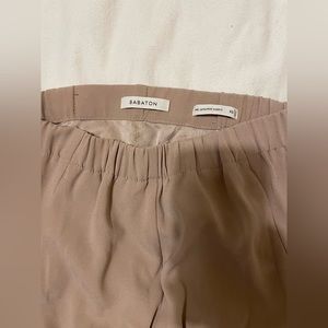 Aritzia Babaton dress pants size Xs very comfortable